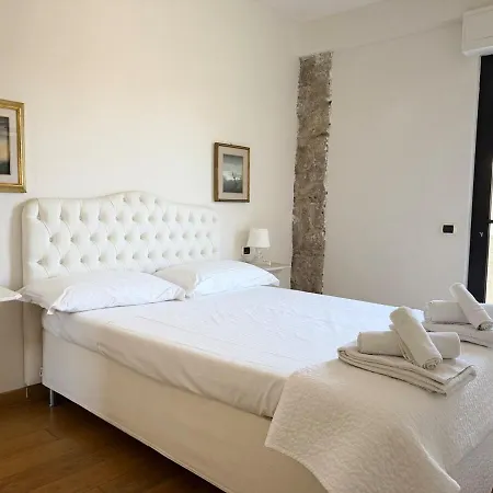 Classic 3 Sul Mare Marmo Di Carrara Design * مارينا دي بييتراسانْت